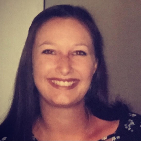 Meet your Posher, Amy - Picture 1 of 1